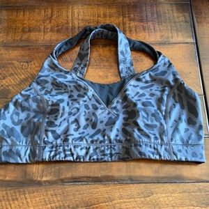 Lululemon black leopard print sports bra